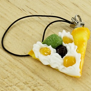 Gantungan HP Replika Makanan - Kue Dadar Selai Kacang