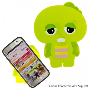 Anti Slip Mat Dashboard Mobil - Gachapin